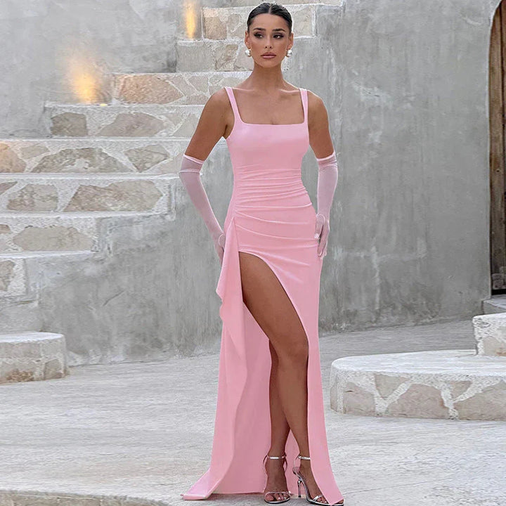 Dagmar | Elegantní maxi šaty na ramínka s otevřenými zády