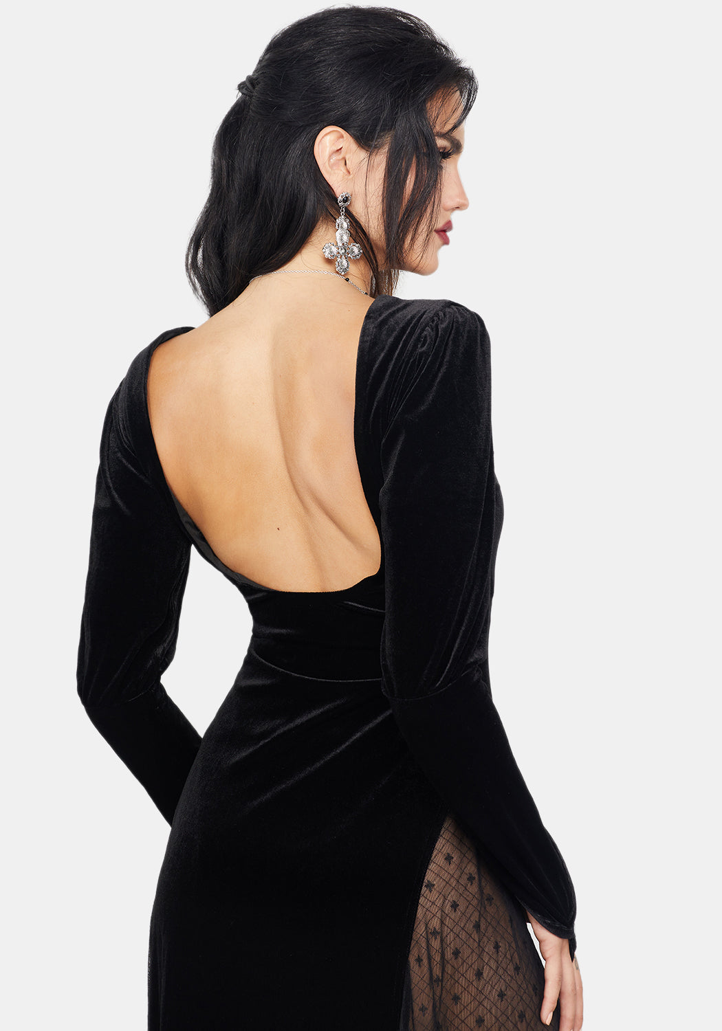 Anna – černé sametové maxi šaty s všitým body – fotografie 9