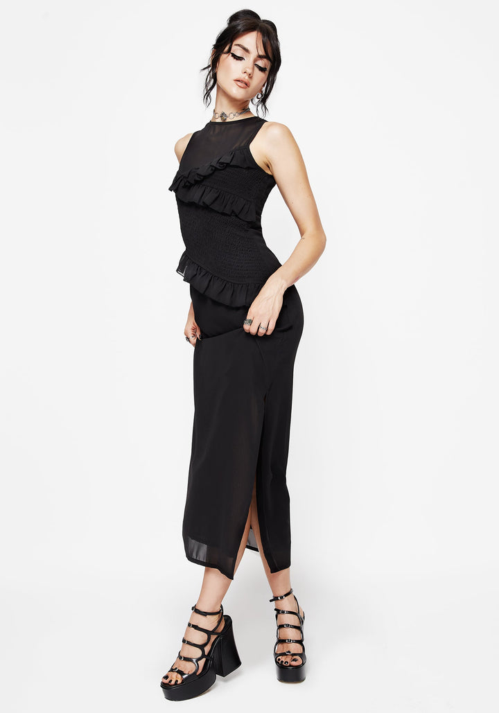 Lucie – černé maxi šaty s volánovými detaily – fotografie 4