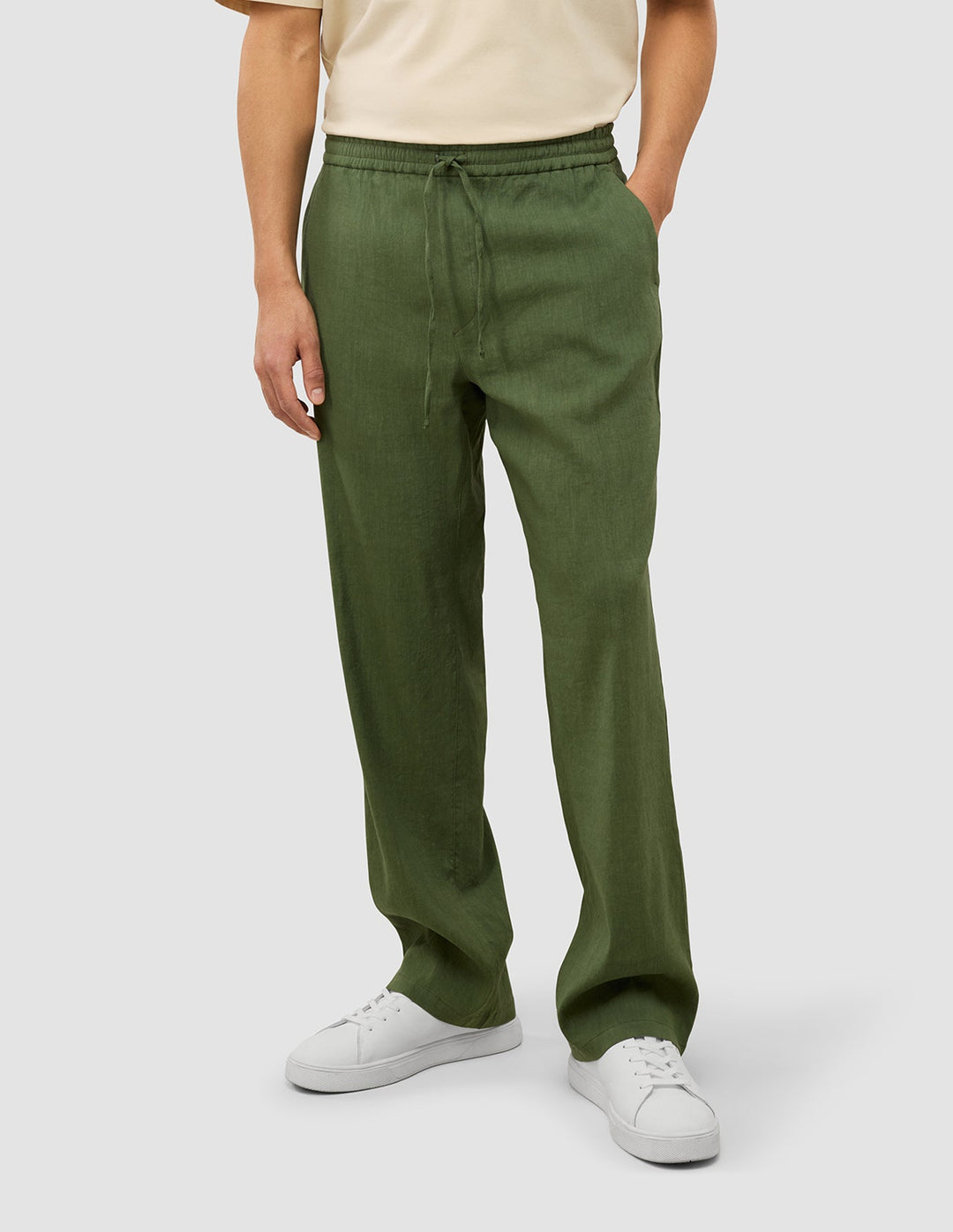 Břetislav – pánské kalhoty ze směsi se lnem – Jetelově zelená – fotografie 1